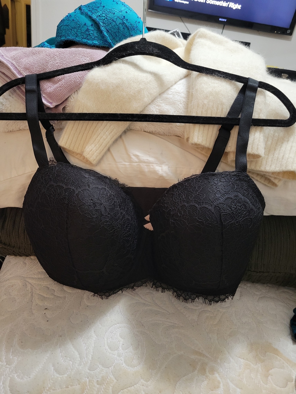 Victoria's Secret Black Lace Strapless Push-Up Bra